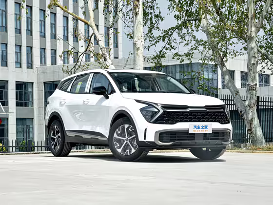 560x420 c42 autohomecar chxohwfyofuazylead povztuxs514